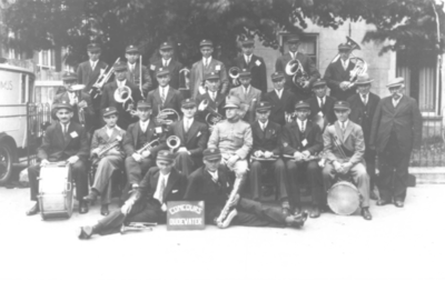 1000696 Groepsportret van Concours Oudewater te Jutphaas.